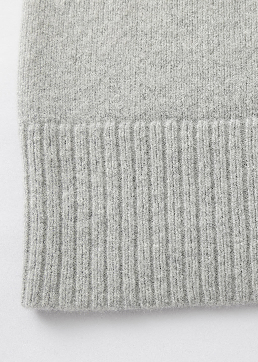 CLOUDED SWEATER