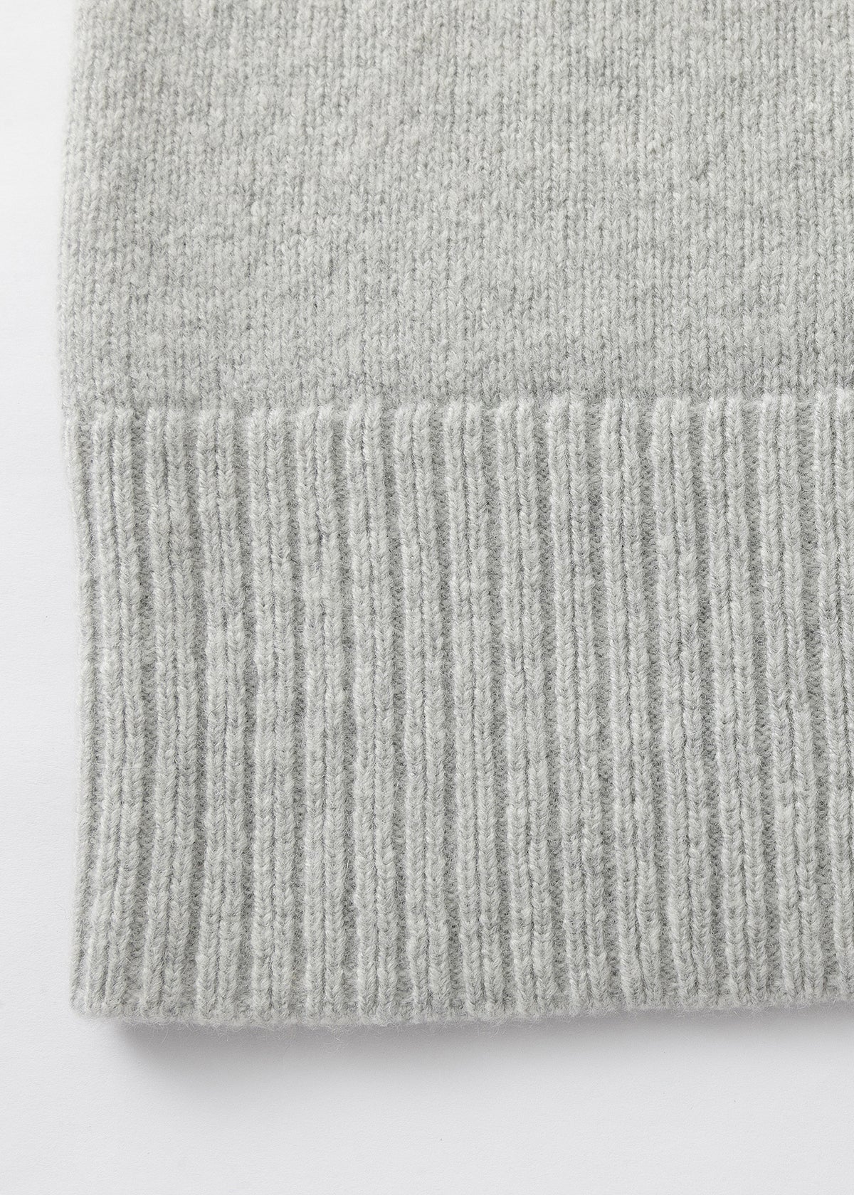 CLOUDED SWEATER