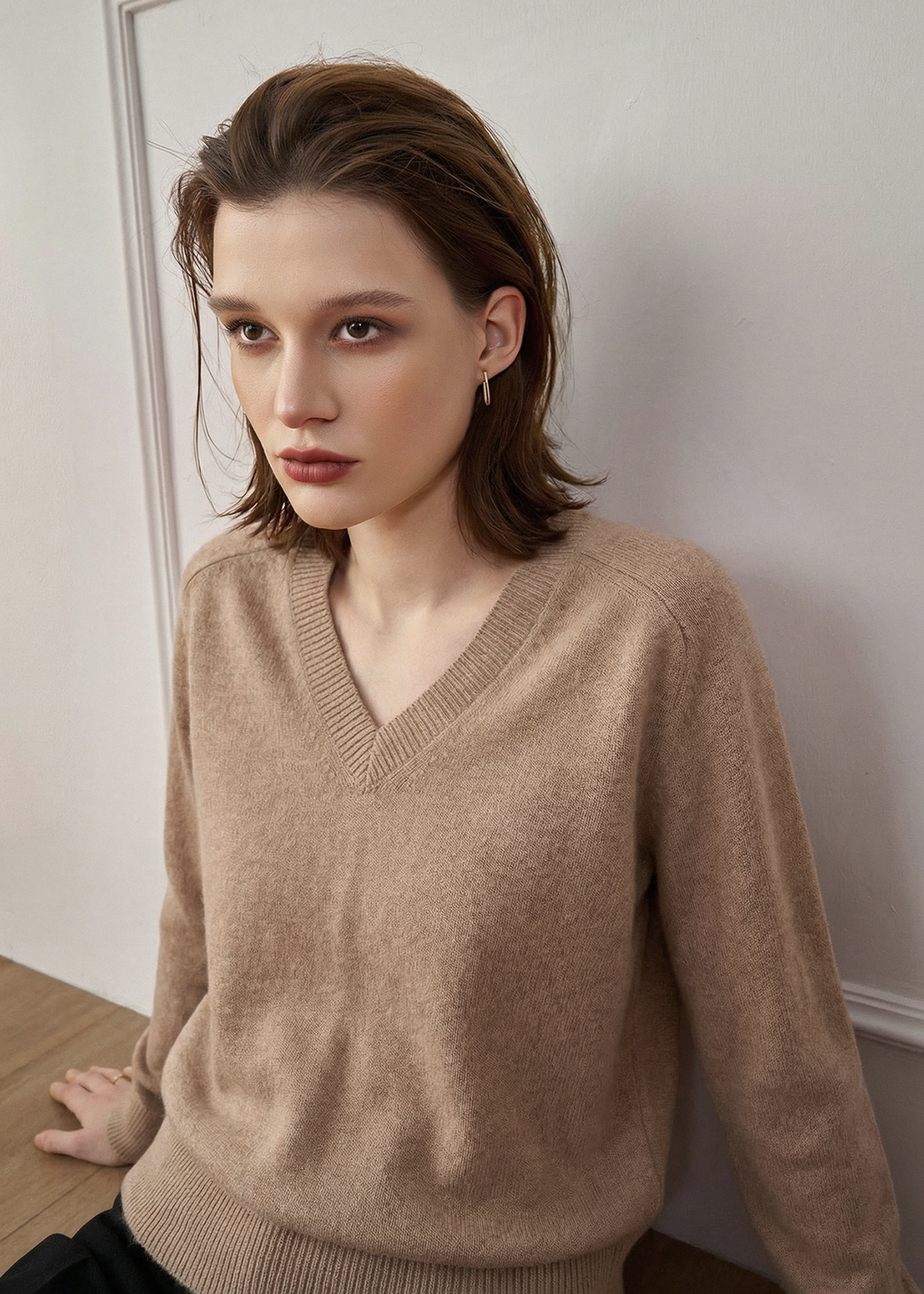 TREVI V-NECK